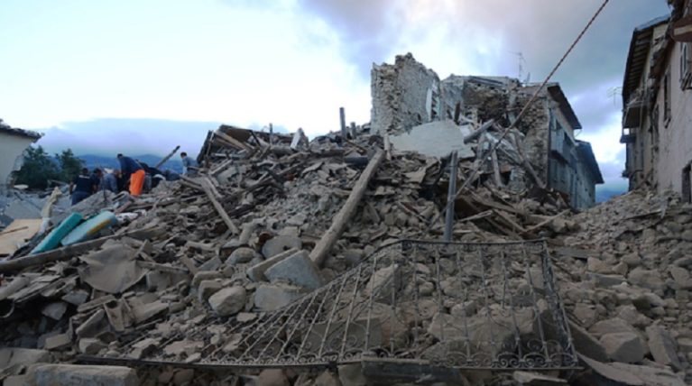 Geologi: “In Italia in media un sisma di magnitudo superiore ai 6.3 ogni 15 anni”