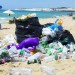 Spiagge italiane “invase” dalla plastica