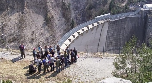 La Scuola italiana di geologia ai piedi della diga del Vajont