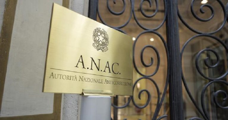 Codice dei contratti: Il Consiglio di Stato sul potere impugnatorio ANAC di bandi, atti ed altro