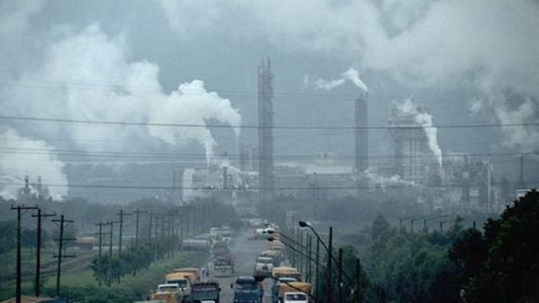 OMS: “Ogni anno 7 milioni di morti per inquinamento atmosferico, vanno ridotti di 2/3 entro il 2030”