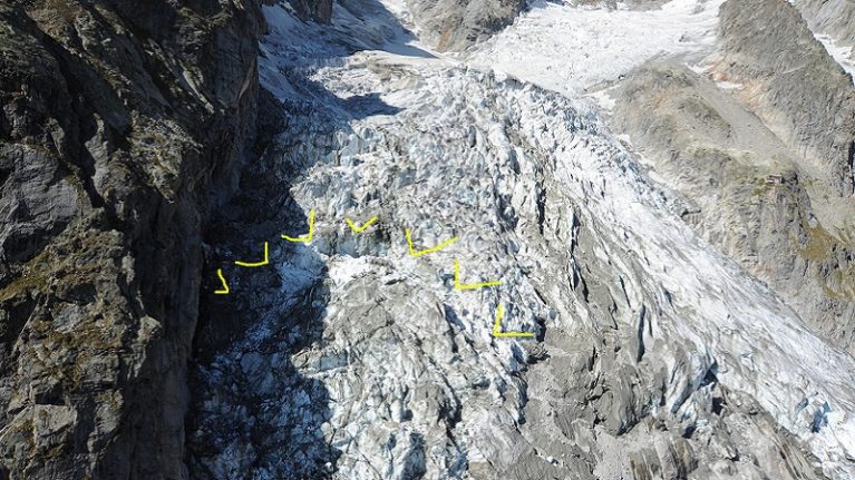 Il ghiacciaio di Courmayeur minaccia di scivolare a valle “Fa mezzo metro al giorno”